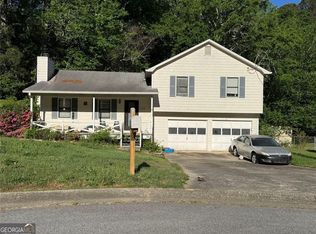 1009 Pinetree Ct, Powder Springs, GA 30127