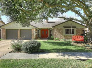 1815 Hanbury Ct, Sugar Land, TX 77498