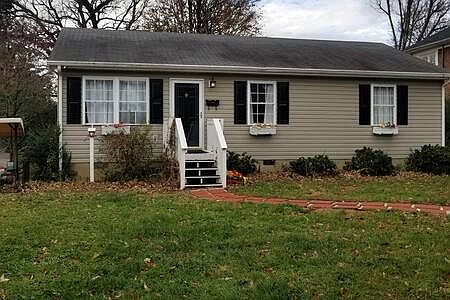 1st image of 2712 Floraland Dr NW