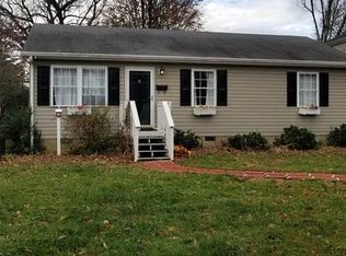 2712 Floraland Dr NW, Roanoke, VA 24012