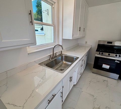 New quartz countertops