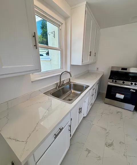 New quartz countertops