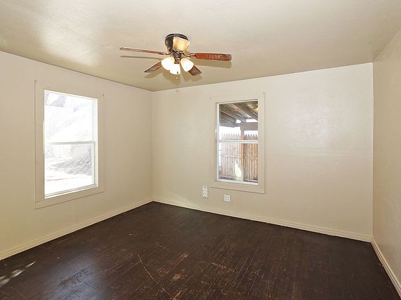 2nd image of 106 N Virginia St