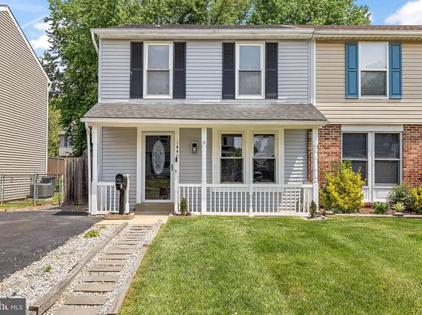 1440 Tallylynn Ave, Marcus Hook, PA 19061