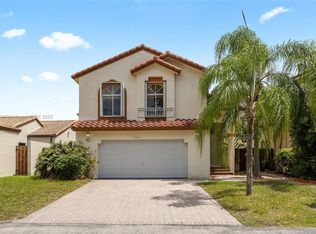 15623 SW 100th Ln, Miami, FL 33196