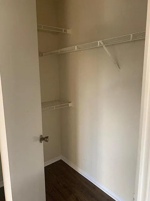 1 bed, 1.0 bath, $1,650 — Photo 2