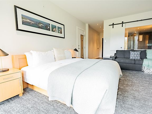 5th image of 596 Marine Dr #204