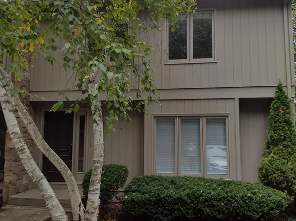 3541 Londonderry Ln, Roanoke, VA 24018