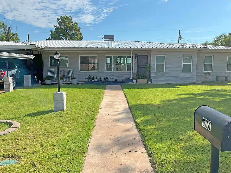 1st image of 604 McCarver Dr