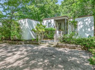 28 Kennedy Dr, Southampton, NY 11968