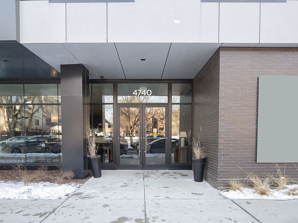 1st image of 4740 N Winthrop Ave #228