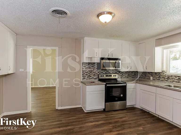 3105 Santa Fe Trl — Photo 7
