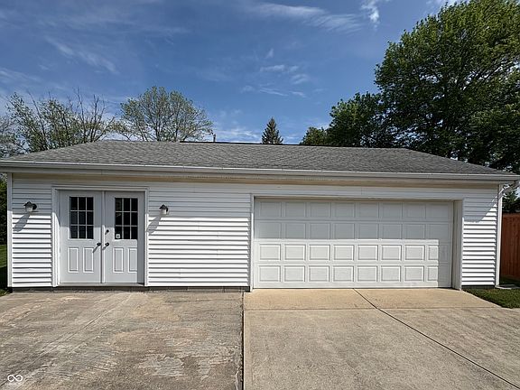 4th image of 6118 Schoolwood Dr
