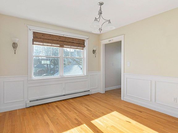 3rd image of 53 Ashland Ave