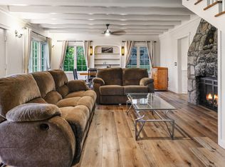 28101 Lakes Edge Rd, Lake Arrowhead, CA 92352