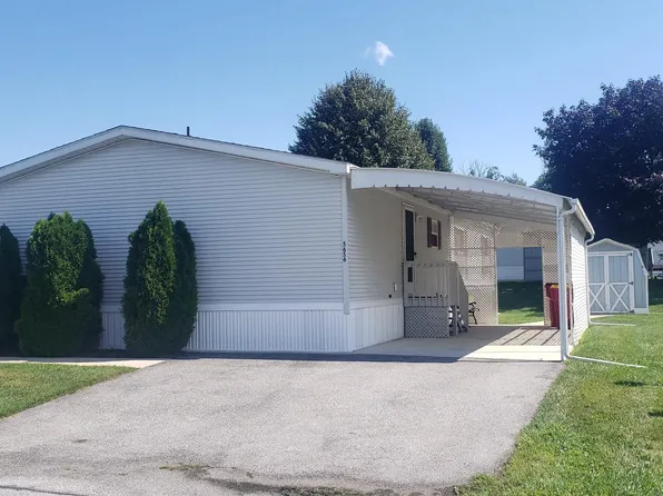 5656 Claridge Ct #77, Fayetteville, PA 17222