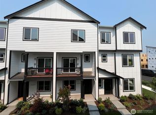 32375 Anchor Ave SE, Black Diamond, WA 98010