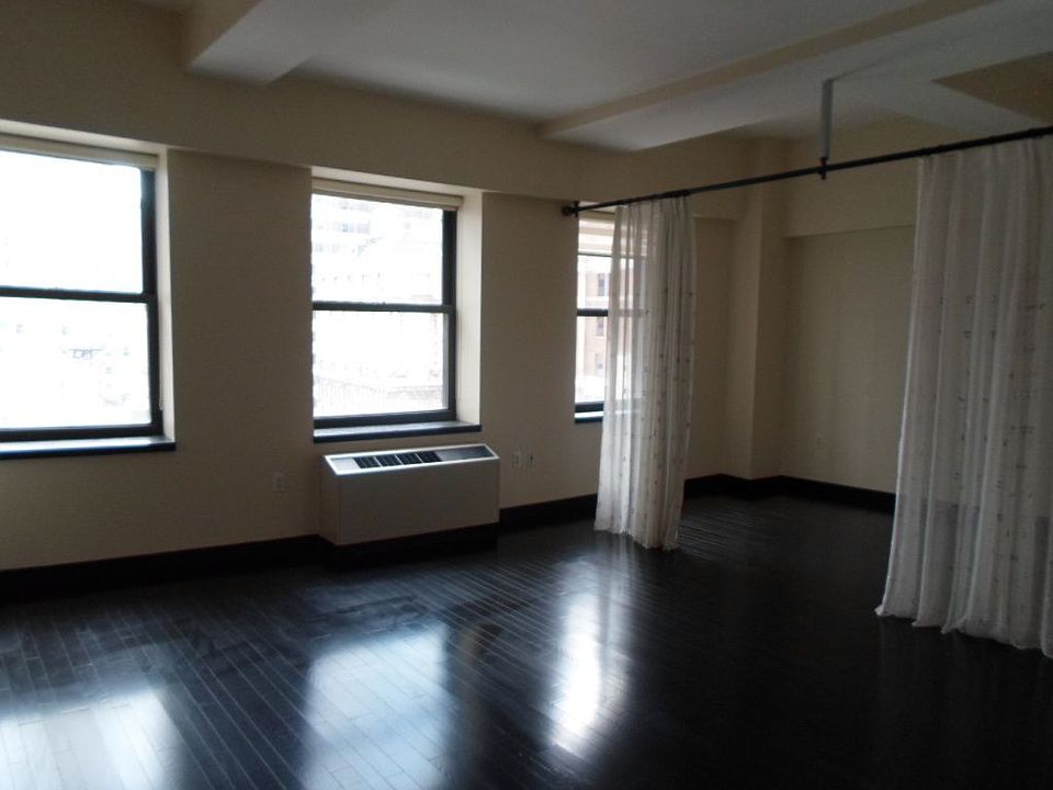2nd image of 20 Pine St APT 2115