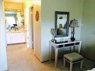 5th image of 4000 Farm Hill Blvd APT 312