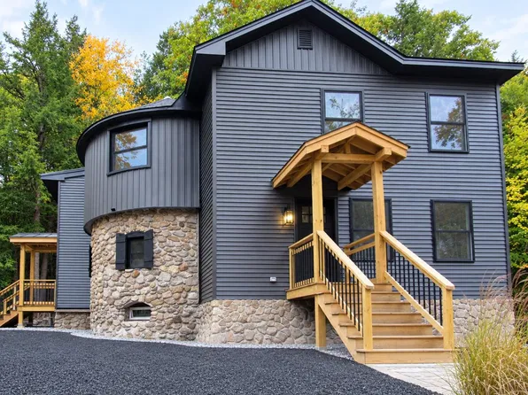 34 NEW Road, Weare, NH 03281-4550