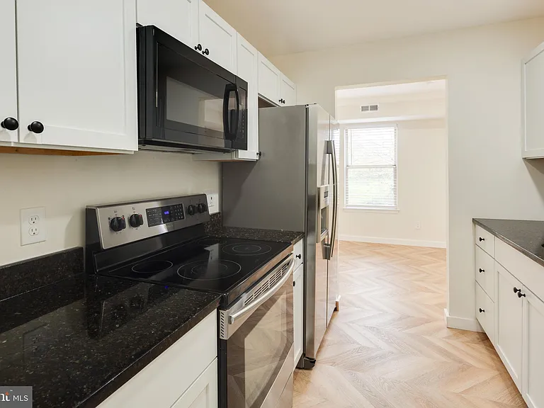 7903 Coriander Dr #203 — Photo 8