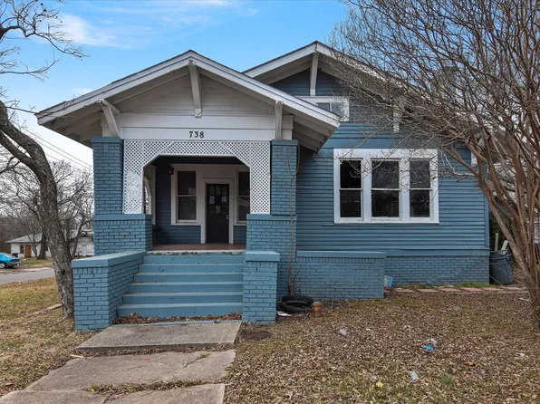 738 1st St SW, Paris, TX 75460