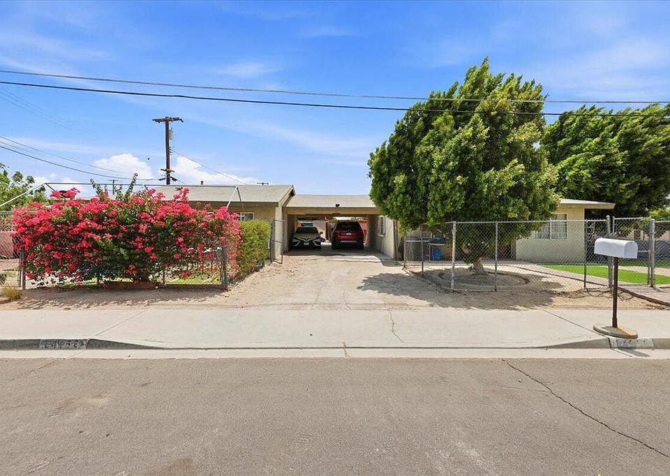 1st image of 84950 Calle Zamora