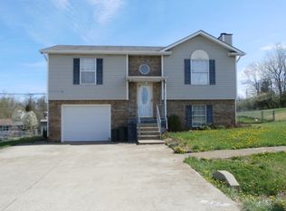 757 Franklin St, Radcliff, KY 40160