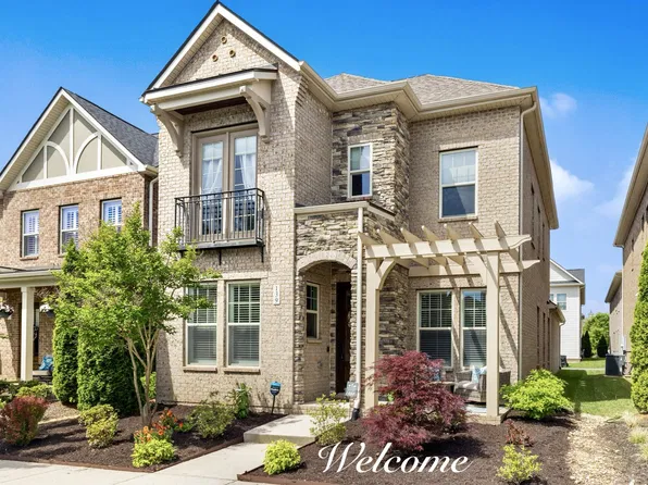 139 Benjamin Ln, Hendersonville, TN 37075