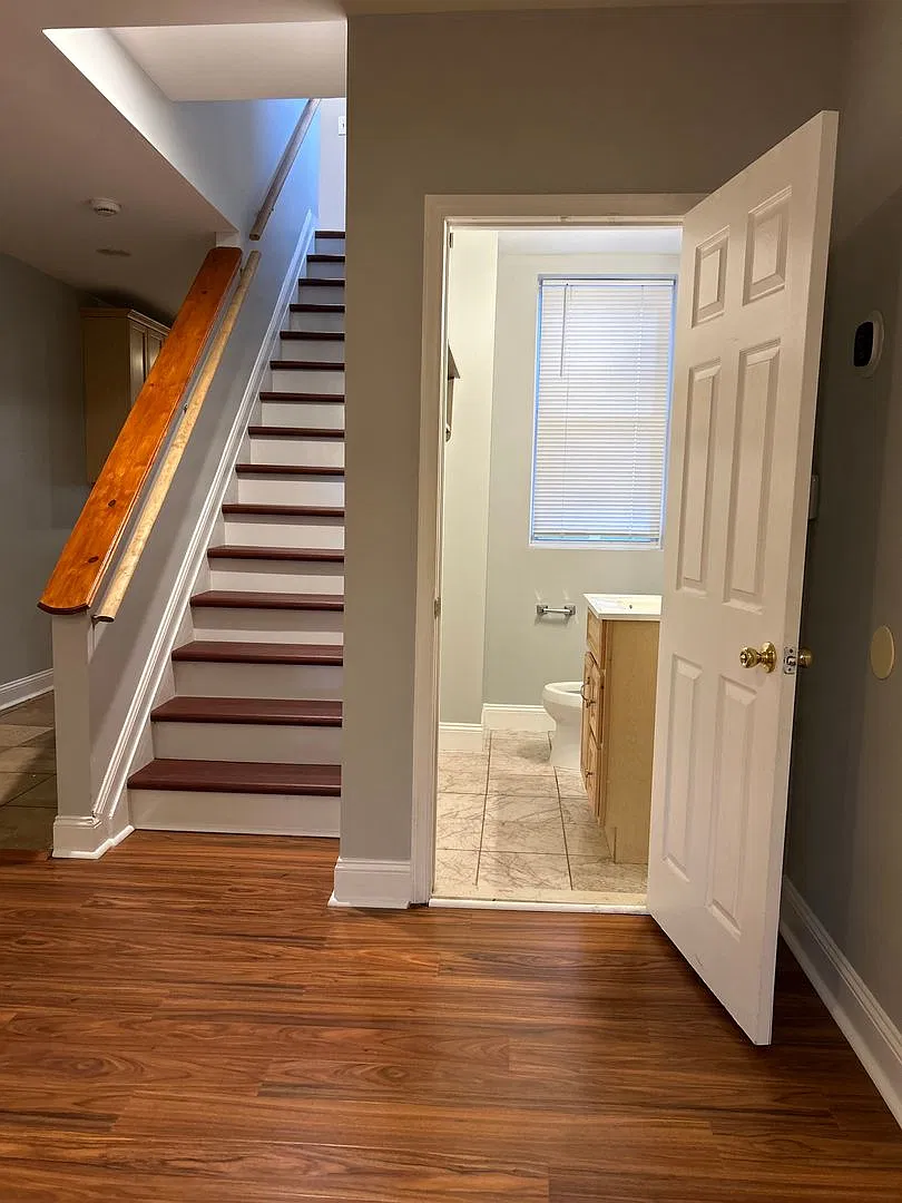 Charming 3BD/2.5BA Townhome w/ EV Charger in Hampden, MD! — Photo 4