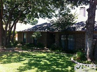 1936 Hidden Trail Dr, Lewisville, TX 75067