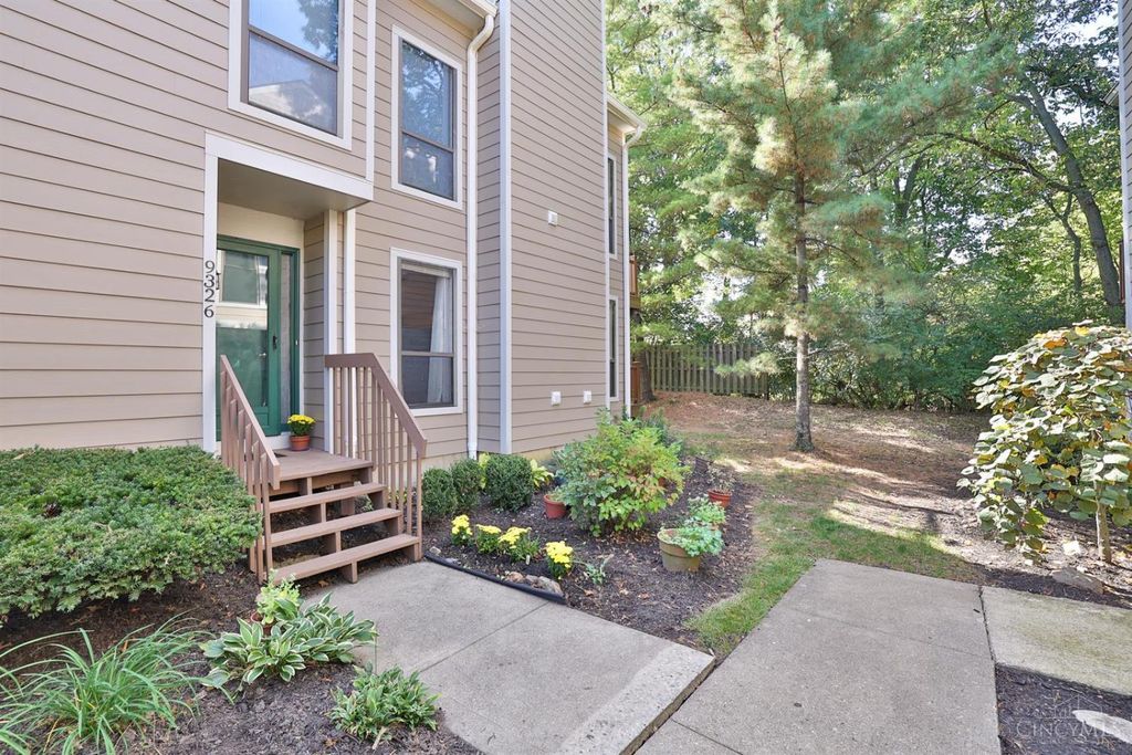Real estate listing image