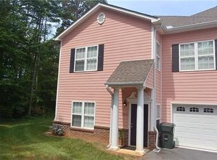 1360 21st Ave NE, Hickory, NC 28601