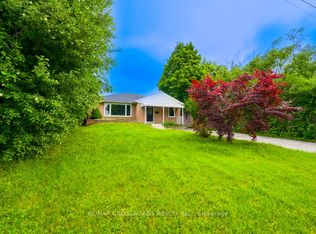 407 Marybay Cres, Richmond Hill, ON L4C 2X5