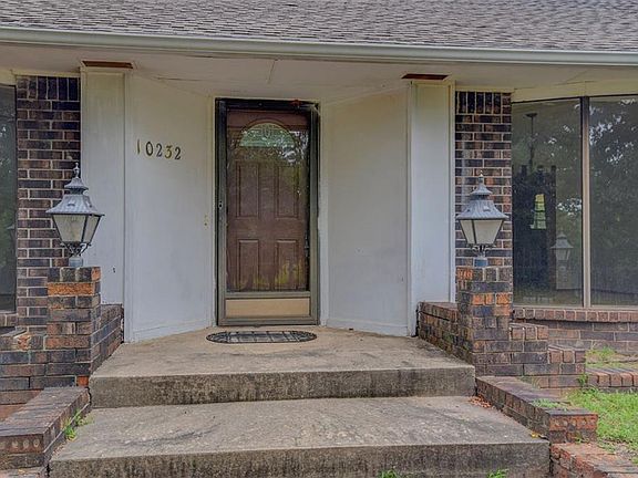 4th image of 10232 Woodview Dr