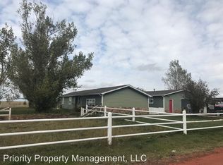 3703 Homestead Ln, Gillette, WY 82716