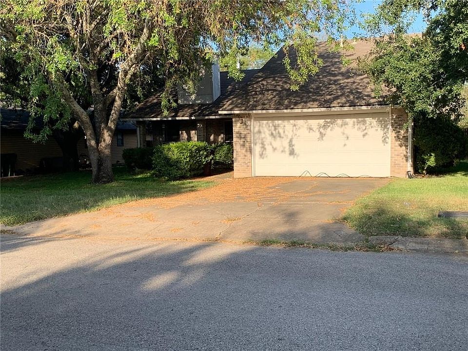 2nd image of 2005 Wagongap Dr