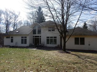 326 Stoup Rd, Mars, PA 16046