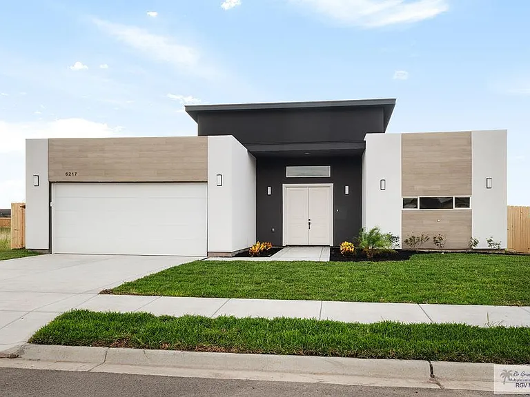 6217 Mackenna Dr — Photo 24