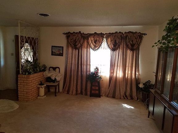 3rd image of 5506 Singing Hills Dr