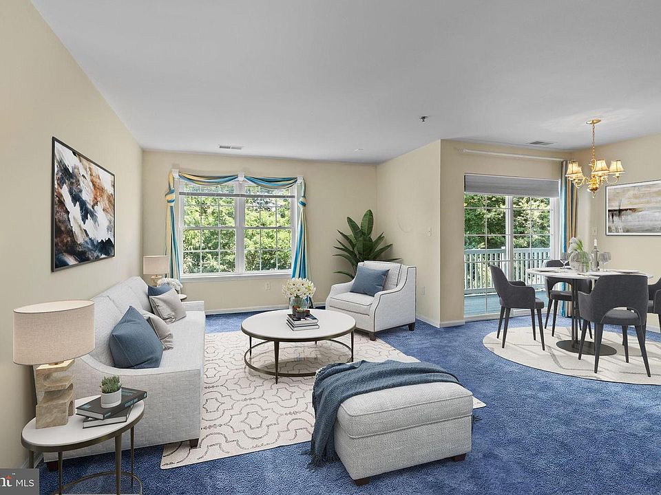 1st image of 42 W College Ave APT 222