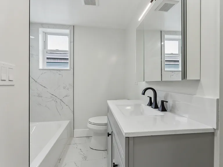 47 Brackett St #3 — Photo 18