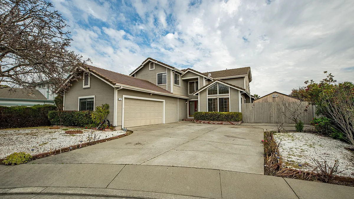 Building Photo - 152 Chesapeake Dr