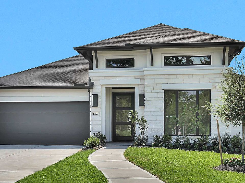 1st image of 10922 Overlook Point Dr