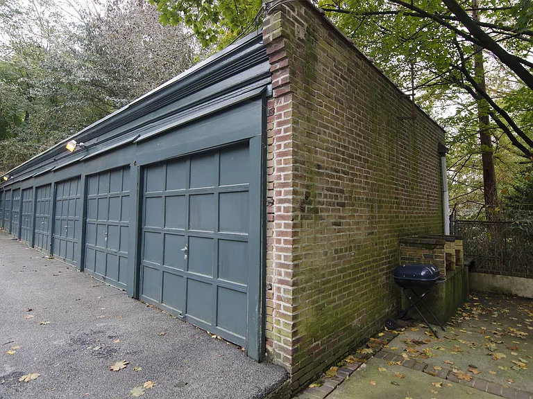 332 West Hortter Street — Photo 32