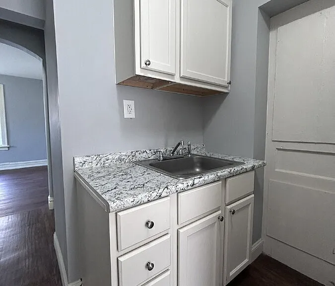4227 Ellenwood Ave #101 — Photo 4