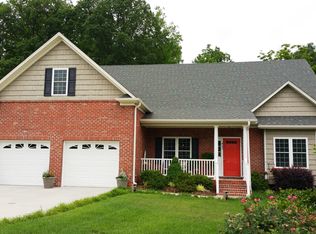 465 Quick Silver Dr, Winston Salem, NC 27127