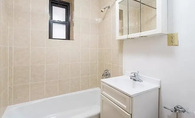 Rented by Living New York | media 8