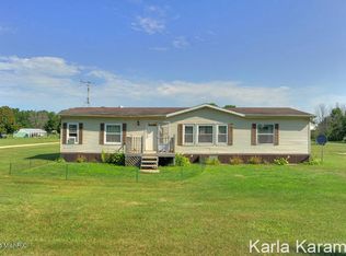 6944 Fuller Rd, Greenville, MI 48838