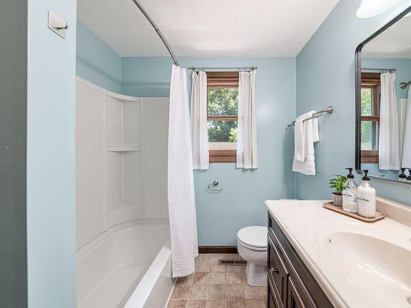 5th image of 1035 Elcliff Dr
